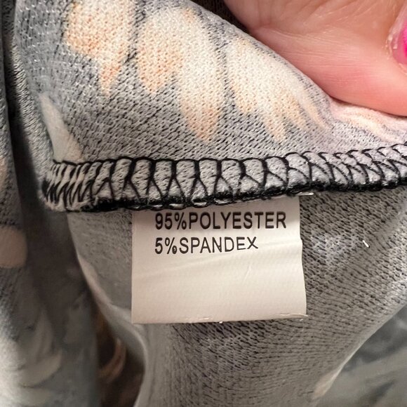 Women's Size XL Stretchy Floral Fit-and-Flare Dress - Picture 7 of 16